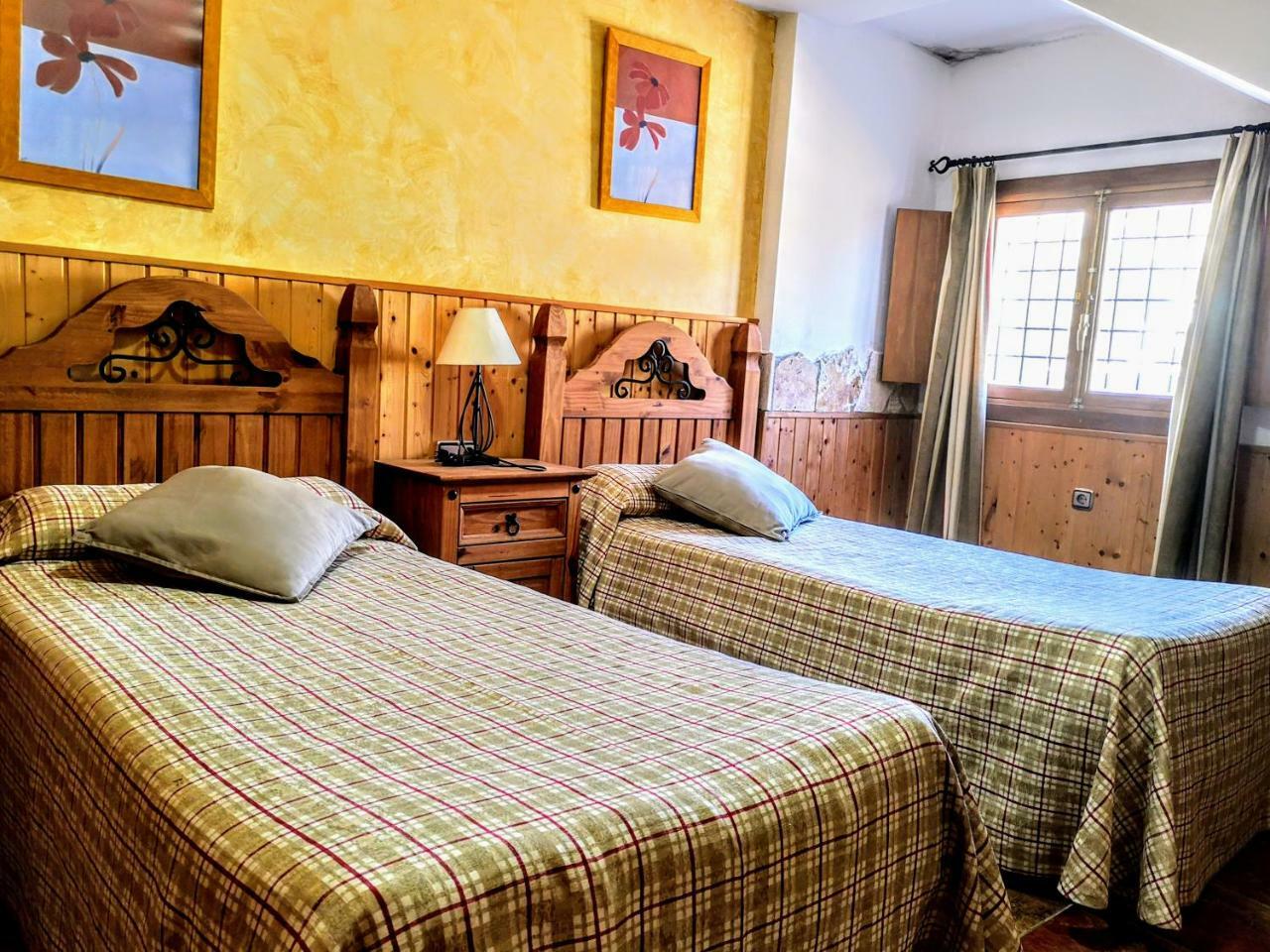 Complejo Rural Sol De Taberno Pension Buitenkant foto