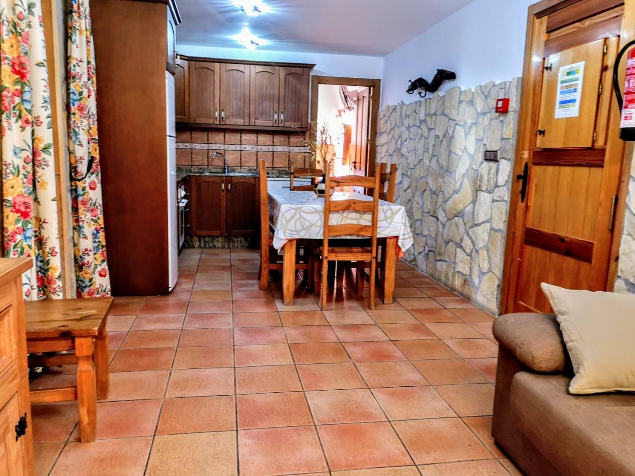 Complejo Rural Sol De Taberno Pension Buitenkant foto